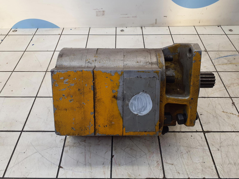 DUAL gear pump - Pompe hydraulique pour Grue: photos 5 DUAL gear pump - Pompe hydraulique pour Grue: photos 5