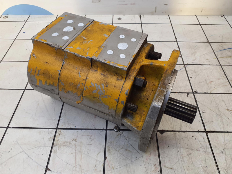 DUAL gear pump - Pompe hydraulique pour Grue: photos 4 DUAL gear pump - Pompe hydraulique pour Grue: photos 4