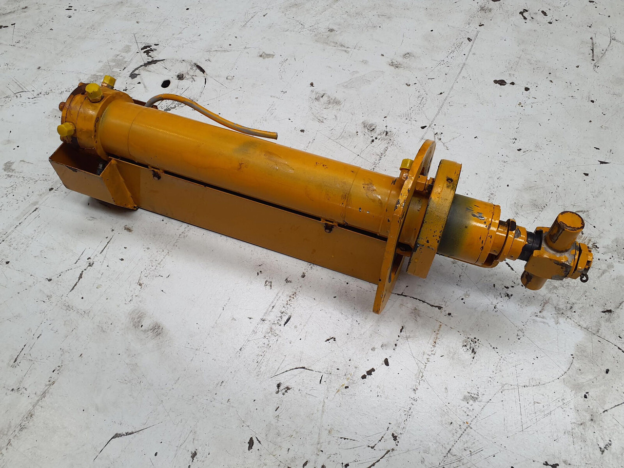 FAUN ATF 45-3 counterweight cylinder - Vérin hydraulique pour Grue: photos 5 FAUN ATF 45-3 counterweight cylinder - Vérin hydraulique pour Grue: photos 5