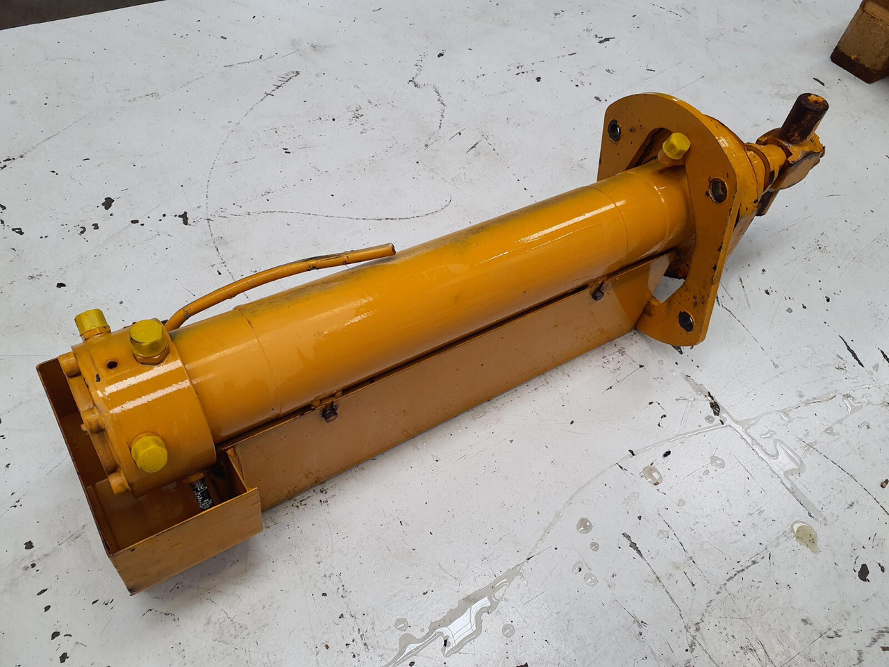 FAUN ATF 45-3 counterweight cylinder - Vérin hydraulique pour Grue: photos 5 FAUN ATF 45-3 counterweight cylinder - Vérin hydraulique pour Grue: photos 5