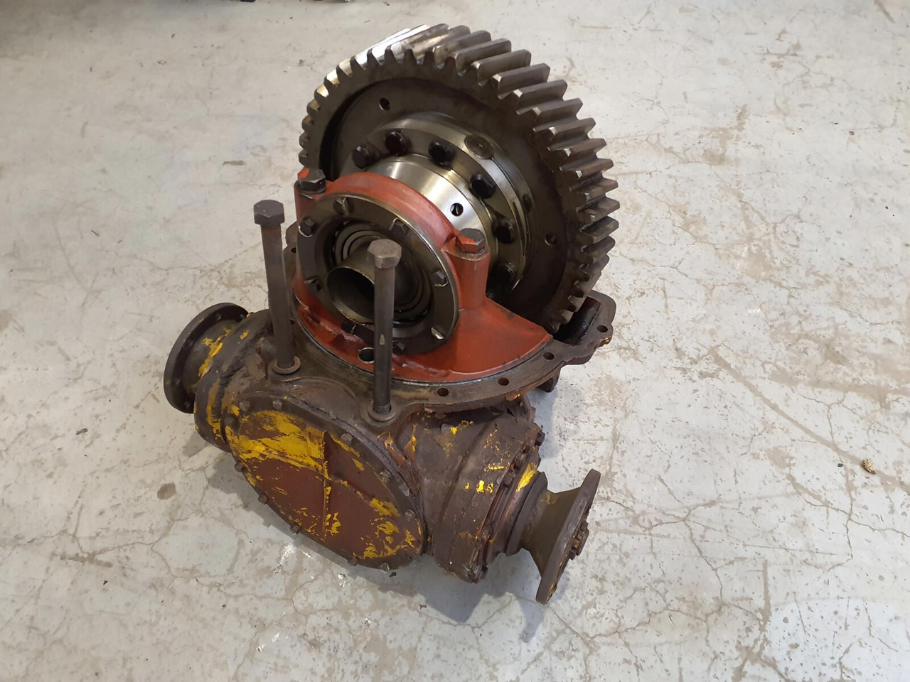 FAUN KF 30 mid differential 10x49 - Différentiel pour Grue: photos 4 FAUN KF 30 mid differential 10x49 - Différentiel pour Grue: photos 4