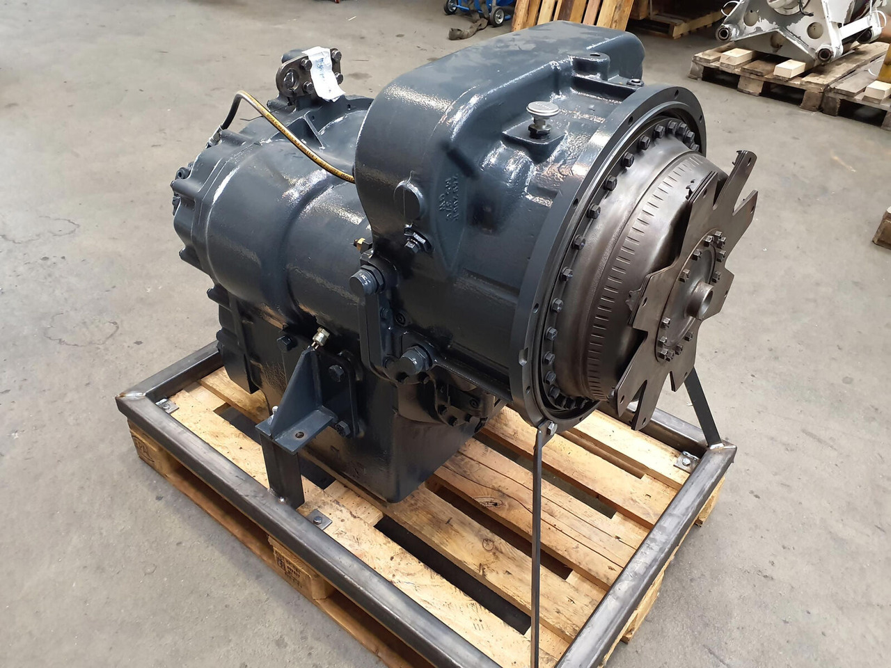 FAUN RTF 50-3 Clark gearbox - Boîte de vitesse pour Grue mobile: photos 3 FAUN RTF 50-3 Clark gearbox - Boîte de vitesse pour Grue mobile: photos 3