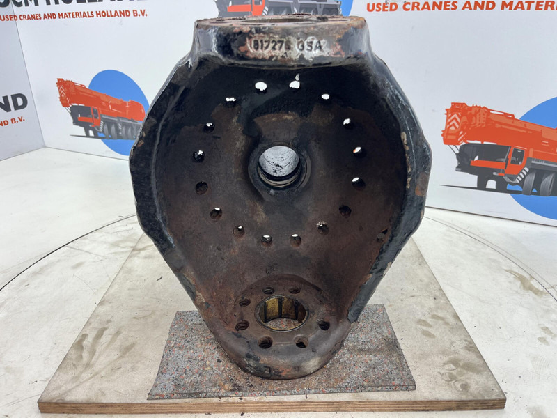Faun ATF 45-3 Steering knuckle 16 holes axle 3 - Fusée d'essieu pour Grue: photos 5 Faun ATF 45-3 Steering knuckle 16 holes axle 3 - Fusée d'essieu pour Grue: photos 5