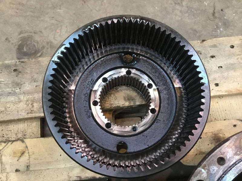Faun ATF 50G-3 axle 3 planetery gear 22-25-74-39-3-14 trommel - Suspension pour Grue: photos 3 Faun ATF 50G-3 axle 3 planetery gear 22-25-74-39-3-14 trommel - Suspension pour Grue: photos 3