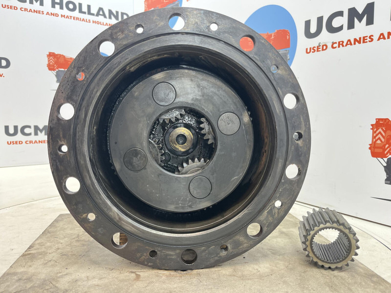 Faun RTF 30-2 planetary gear 22-25-74-38-4pl-H137-46 - Suspension pour Grue: photos 4 Faun RTF 30-2 planetary gear 22-25-74-38-4pl-H137-46 - Suspension pour Grue: photos 4