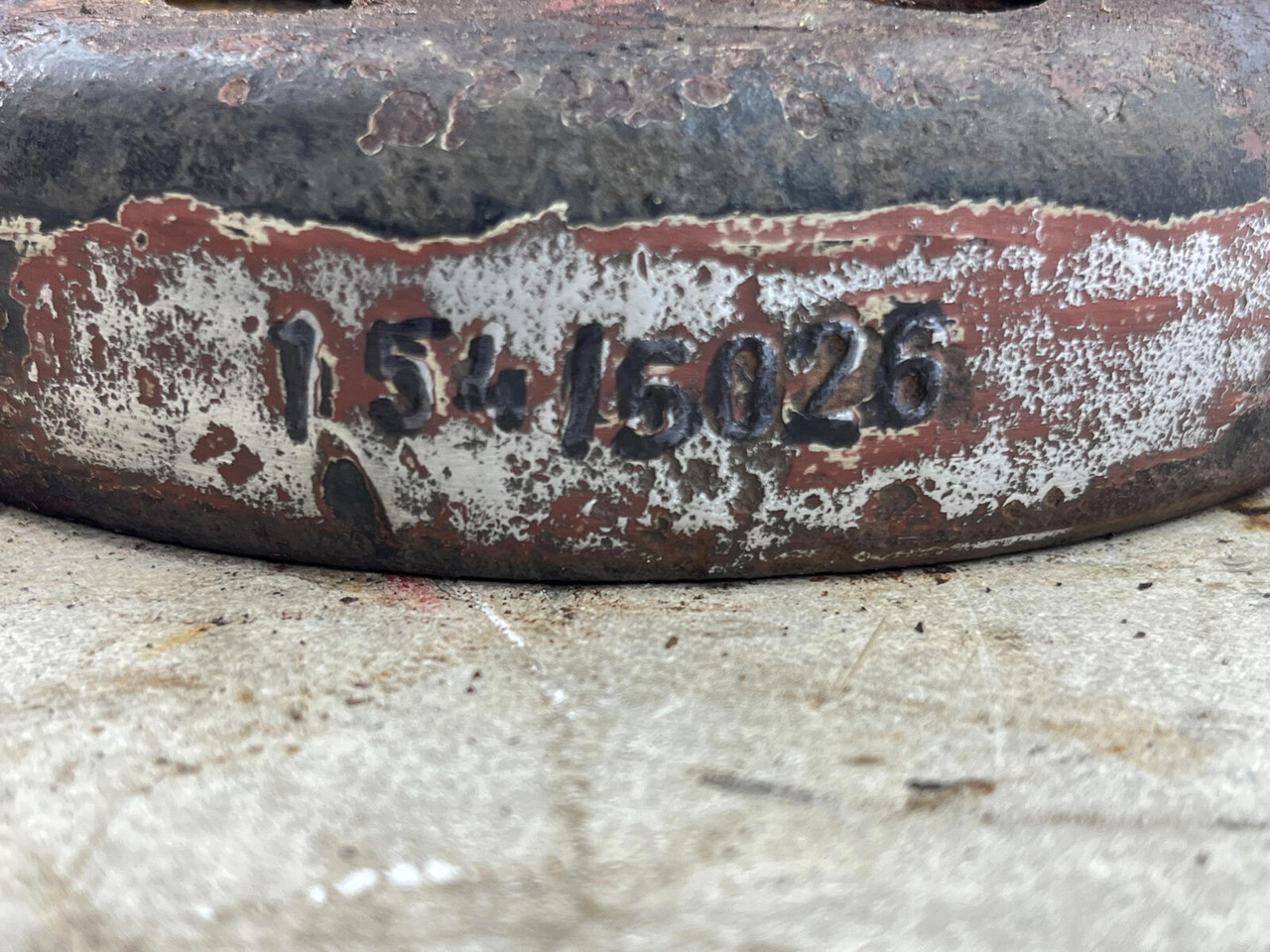 Fusée d'essieu pour Grue mobile Gottwald Steering knuckle 12 holes axle 3: photos 11