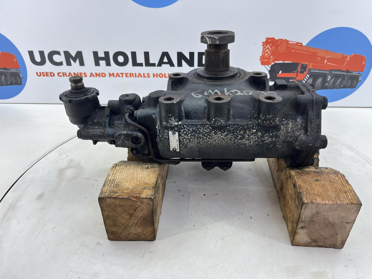 Grove GMK 2035 steering box - Boîtier de direction pour Grue mobile: photos 4 Grove GMK 2035 steering box - Boîtier de direction pour Grue mobile: photos 4