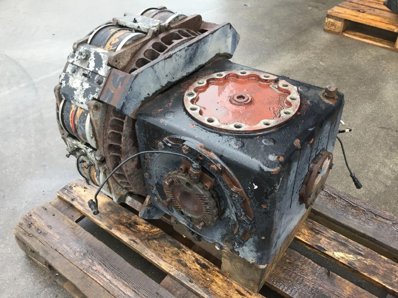 Grove Kessler Grove GMK 5100 diff box axle 5 - Boîte de vitesse pour Grue: photos 3 Grove Kessler Grove GMK 5100 diff box axle 5 - Boîte de vitesse pour Grue: photos 3