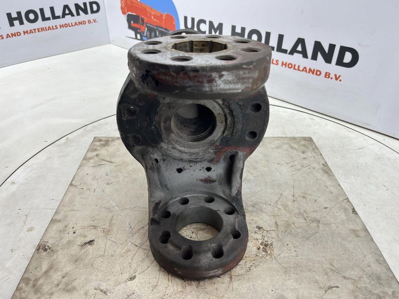 Kessler+CO Kessler steering knuckle 12 holes - Fusée d'essieu pour Grue: photos 5 Kessler+CO Kessler steering knuckle 12 holes - Fusée d'essieu pour Grue: photos 5