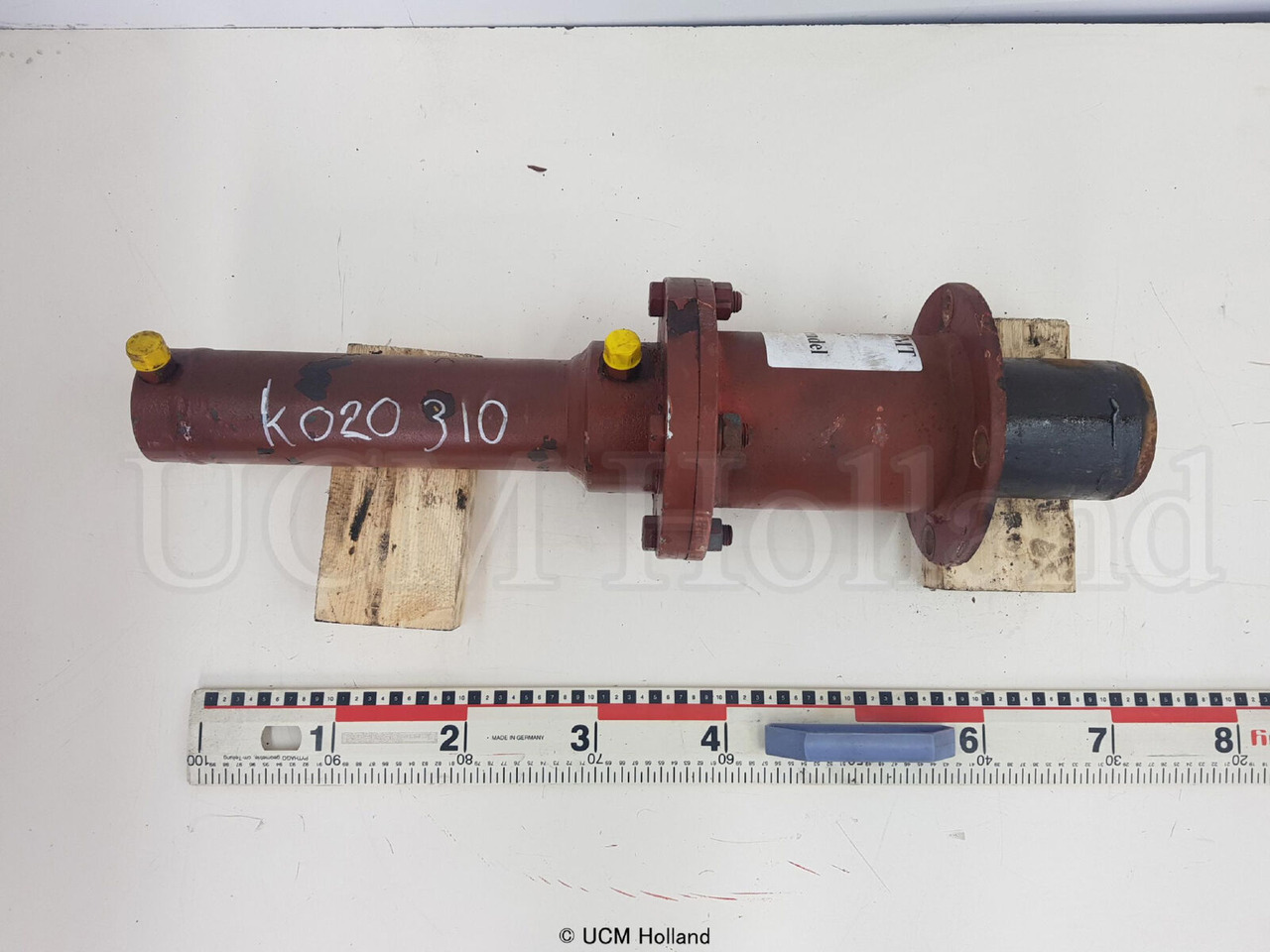 Krupp 350 GMT counterweight locking cylinder - Vérin hydraulique pour Grue mobile: photos 1 Krupp 350 GMT counterweight locking cylinder - Vérin hydraulique pour Grue mobile: photos 1
