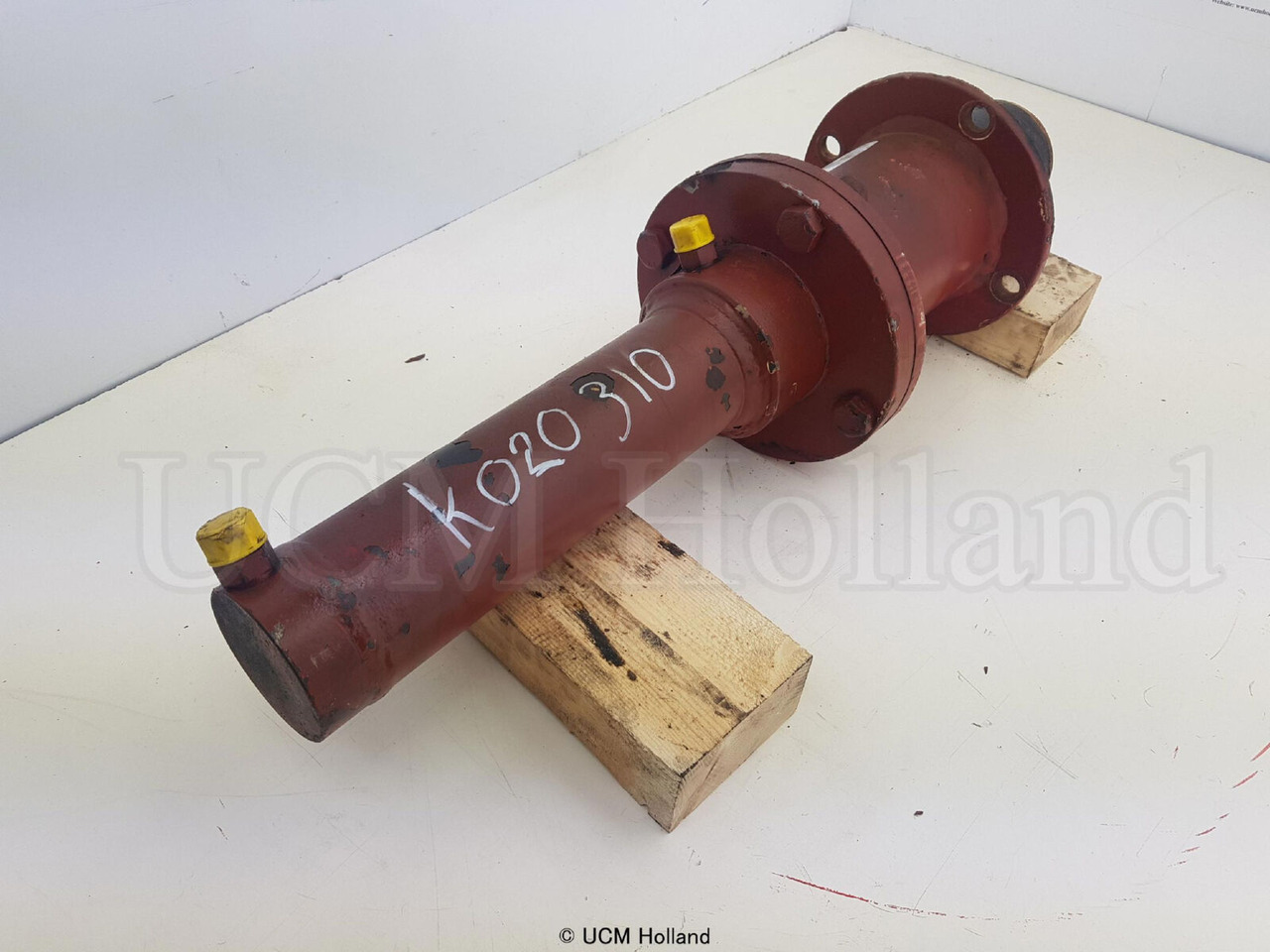 Krupp 350 GMT counterweight locking cylinder - Vérin hydraulique pour Grue mobile: photos 2 Krupp 350 GMT counterweight locking cylinder - Vérin hydraulique pour Grue mobile: photos 2