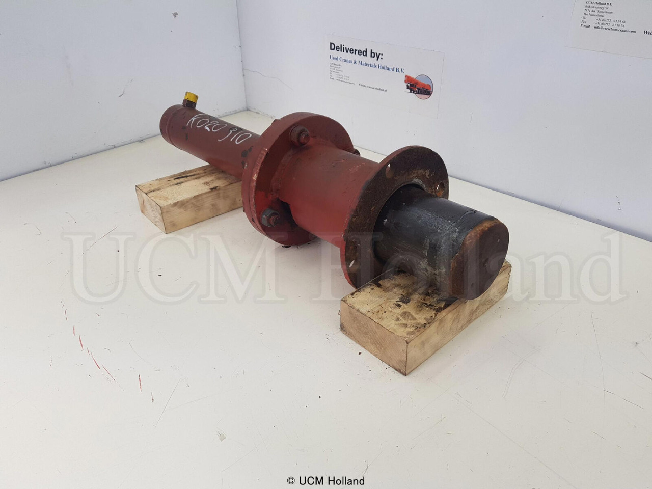 Krupp 350 GMT counterweight locking cylinder - Vérin hydraulique pour Grue mobile: photos 3 Krupp 350 GMT counterweight locking cylinder - Vérin hydraulique pour Grue mobile: photos 3