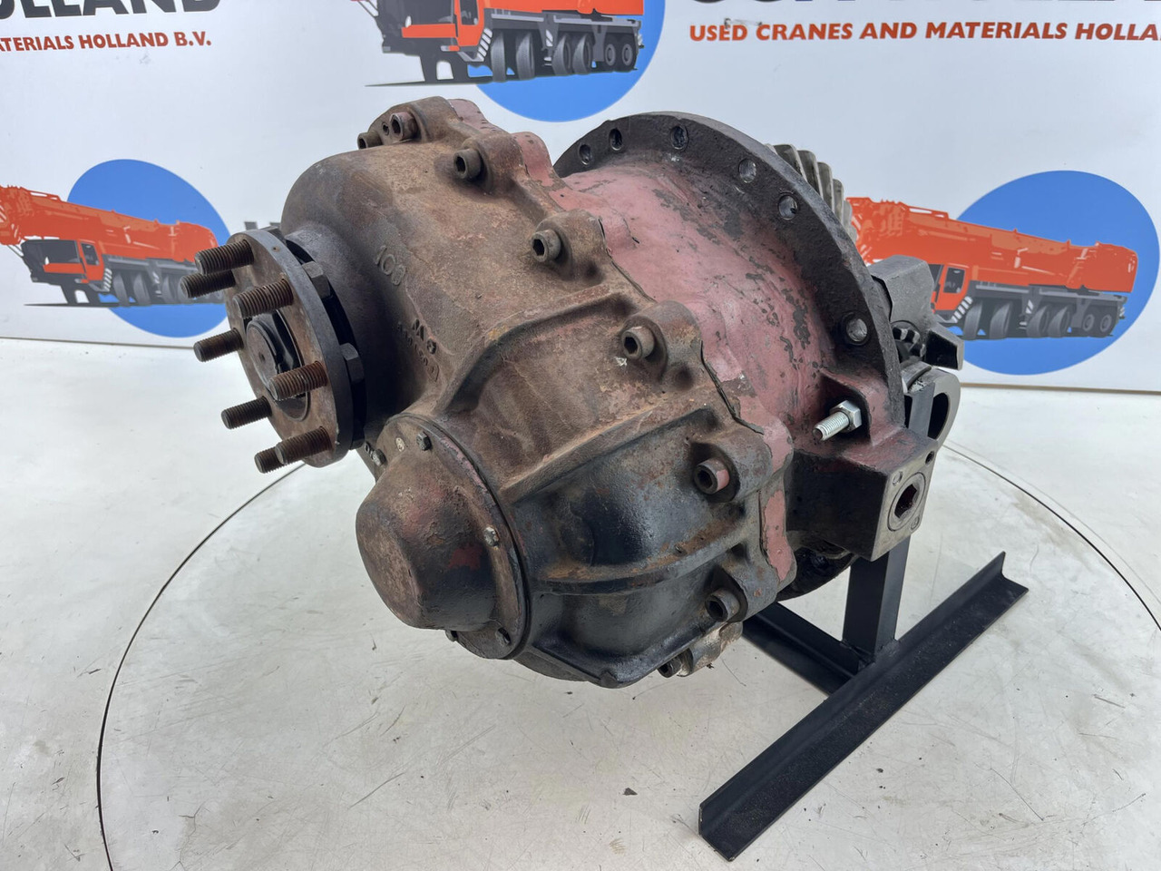 Krupp 70 GMT mid differential 13x35 axle 2 - Différentiel pour Grue mobile: photos 4 Krupp 70 GMT mid differential 13x35 axle 2 - Différentiel pour Grue mobile: photos 4