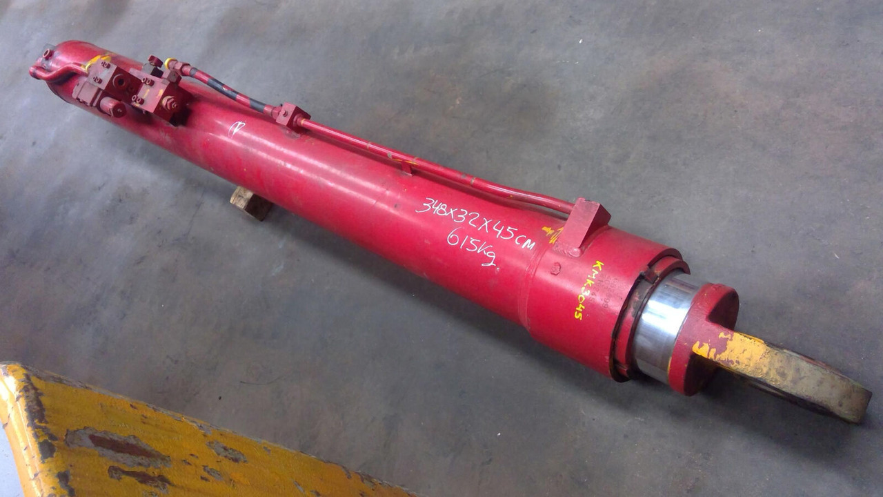 Krupp KMK 3045 boom cylinder - Vérin hydraulique pour Grue mobile: photos 4 Krupp KMK 3045 boom cylinder - Vérin hydraulique pour Grue mobile: photos 4