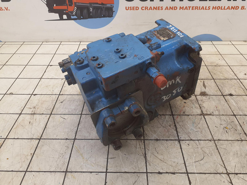 Krupp KMK 3050 AXIAL PISTON PUMP - Pompe hydraulique pour Grue: photos 3 Krupp KMK 3050 AXIAL PISTON PUMP - Pompe hydraulique pour Grue: photos 3