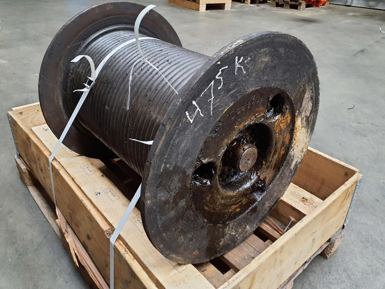 Krupp KMK 4070 winch - Treuil pour Grue mobile: photos 1 Krupp KMK 4070 winch - Treuil pour Grue mobile: photos 1