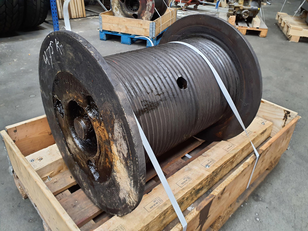 Krupp KMK 4070 winch - Treuil pour Grue mobile: photos 2 Krupp KMK 4070 winch - Treuil pour Grue mobile: photos 2