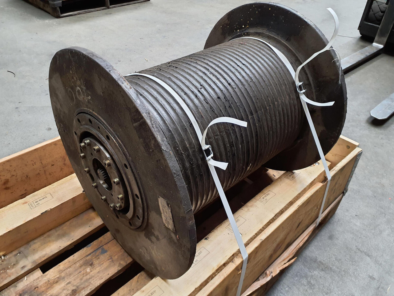 Krupp KMK 4070 winch - Treuil pour Grue mobile: photos 4 Krupp KMK 4070 winch - Treuil pour Grue mobile: photos 4