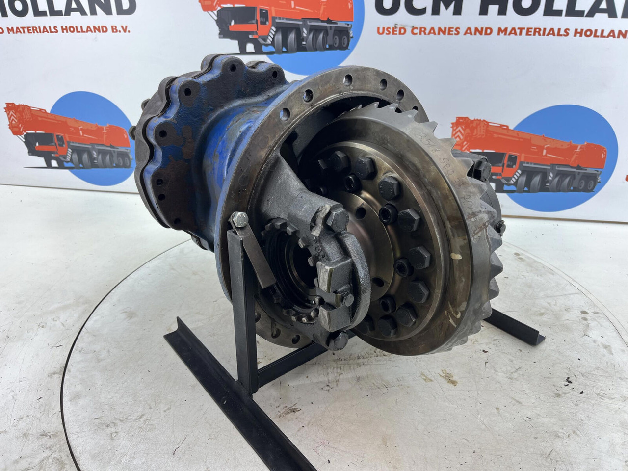 Krupp KMK 5100 Mid differential 13x35 axle 2 - Différentiel pour Grue mobile: photos 1 Krupp KMK 5100 Mid differential 13x35 axle 2 - Différentiel pour Grue mobile: photos 1