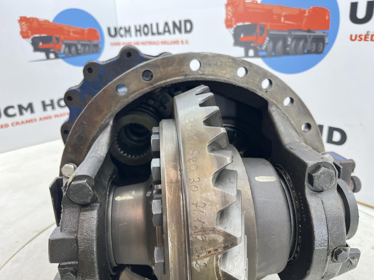 Krupp KMK 5100 Mid differential 13x35 axle 2 - Différentiel pour Grue mobile: photos 5 Krupp KMK 5100 Mid differential 13x35 axle 2 - Différentiel pour Grue mobile: photos 5