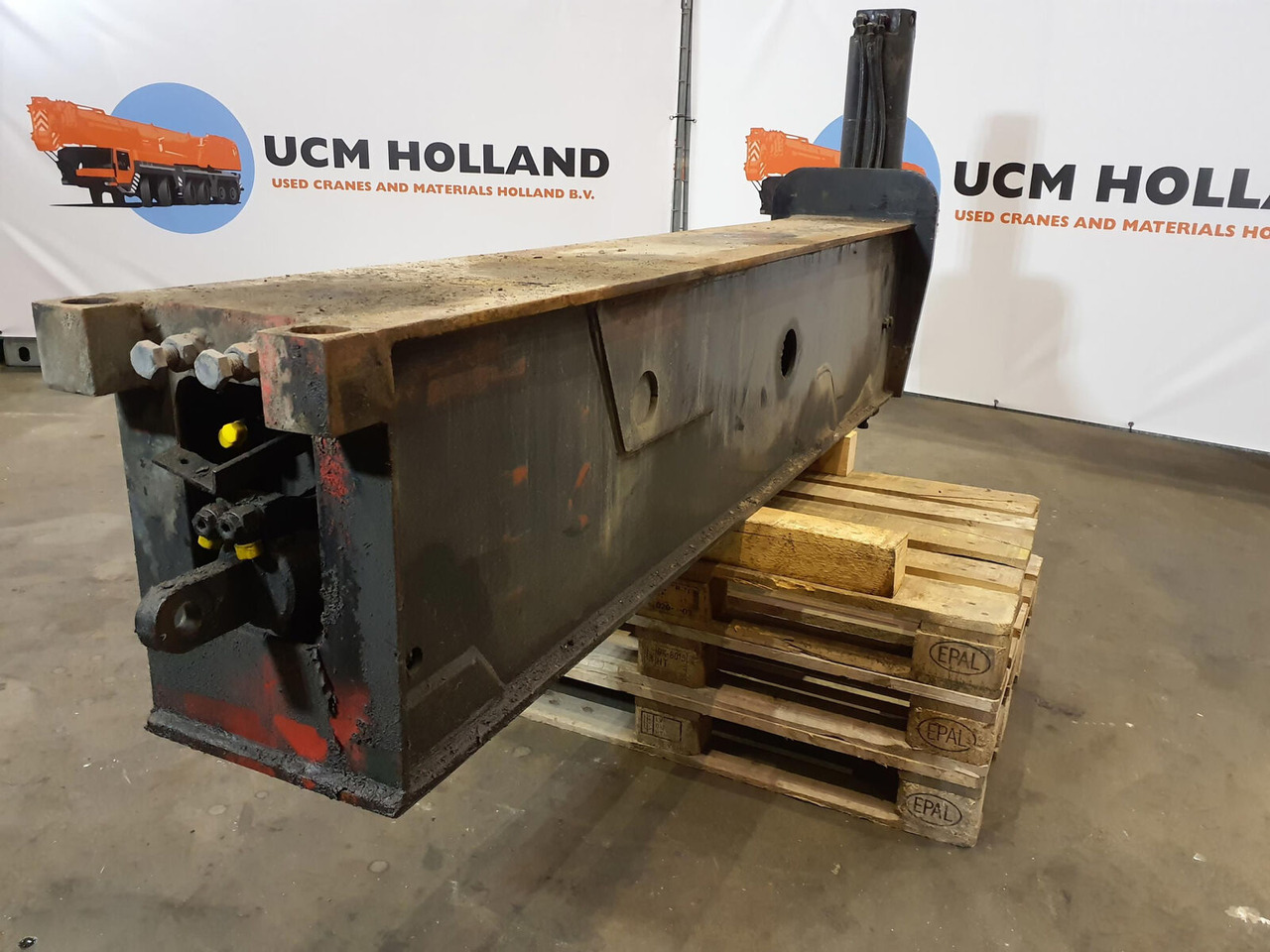 Krupp KMK 5100 sliding beam front - Suspension pour Grue mobile: photos 3 Krupp KMK 5100 sliding beam front - Suspension pour Grue mobile: photos 3