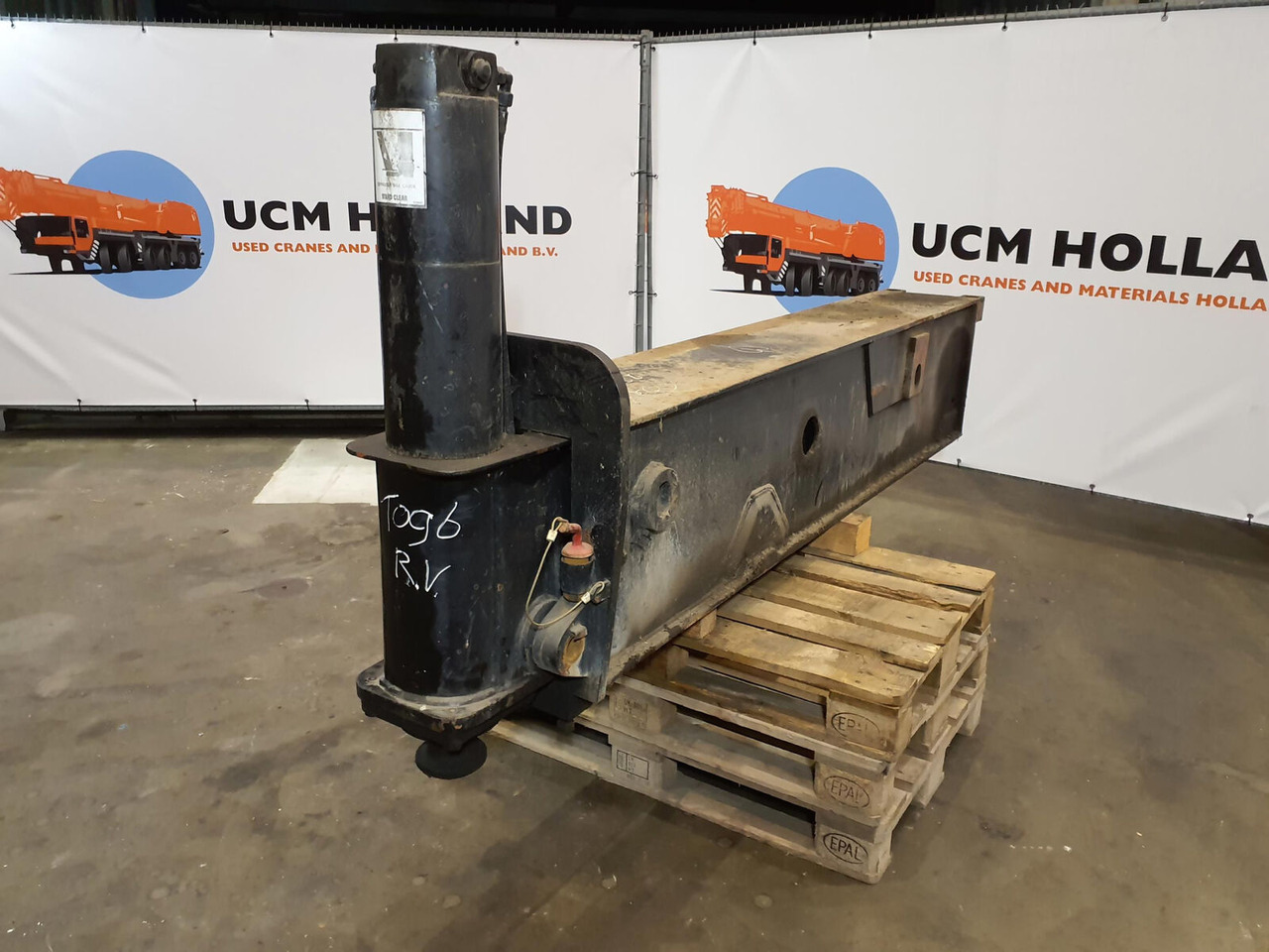 Krupp KMK 5100 sliding beam front - Suspension pour Grue mobile: photos 2 Krupp KMK 5100 sliding beam front - Suspension pour Grue mobile: photos 2