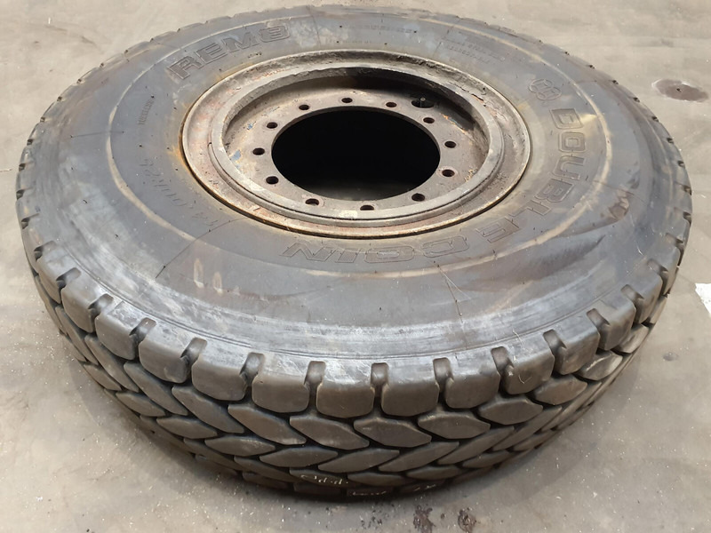 Krupp Wheel 385/95R25 12 5.4 3p - Pneus et jantes pour Grue: photos 2 Krupp Wheel 385/95R25 12 5.4 3p - Pneus et jantes pour Grue: photos 2