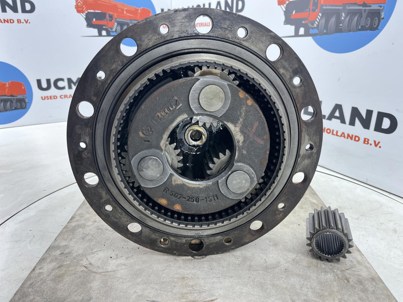 Liebherr LTM 1025 planetary gear 17-24-67-32-3pl-H85 - Suspension pour Grue: photos 5 Liebherr LTM 1025 planetary gear 17-24-67-32-3pl-H85 - Suspension pour Grue: photos 5