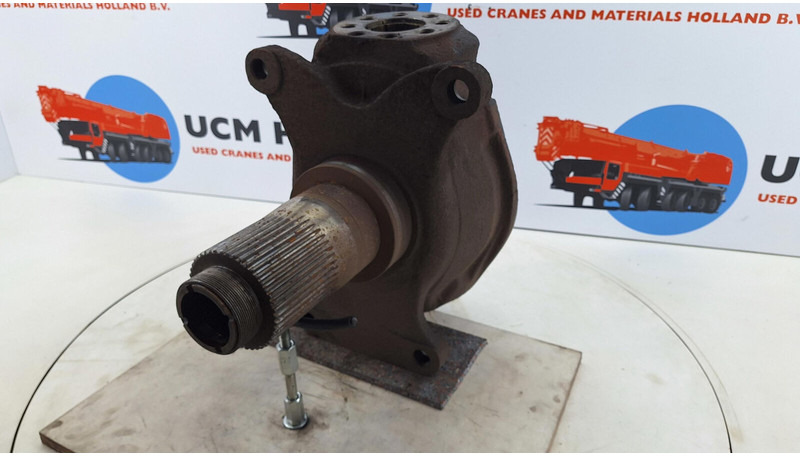 Liebherr LTM 1030 Steering knuckle axle 1 - Fusée d'essieu pour Grue: photos 1 Liebherr LTM 1030 Steering knuckle axle 1 - Fusée d'essieu pour Grue: photos 1