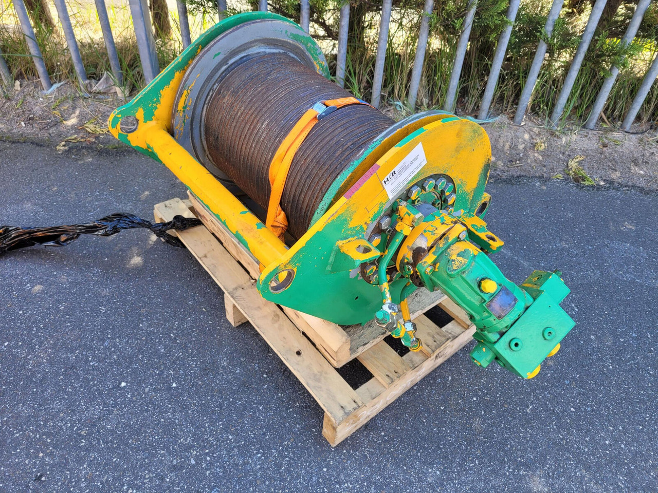 Liebherr LTM 1040-2.1 winch - Treuil pour Grue mobile: photos 2 Liebherr LTM 1040-2.1 winch - Treuil pour Grue mobile: photos 2