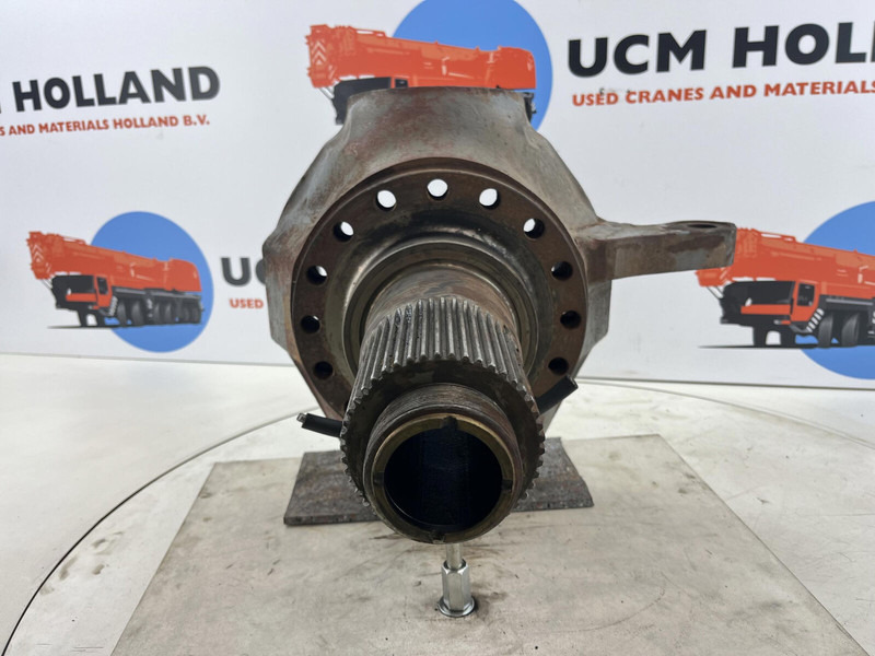 Liebherr LTM 1050-1 steering knuckle 16 holes axle 3 left - Fusée d'essieu pour Grue: photos 2 Liebherr LTM 1050-1 steering knuckle 16 holes axle 3 left - Fusée d'essieu pour Grue: photos 2