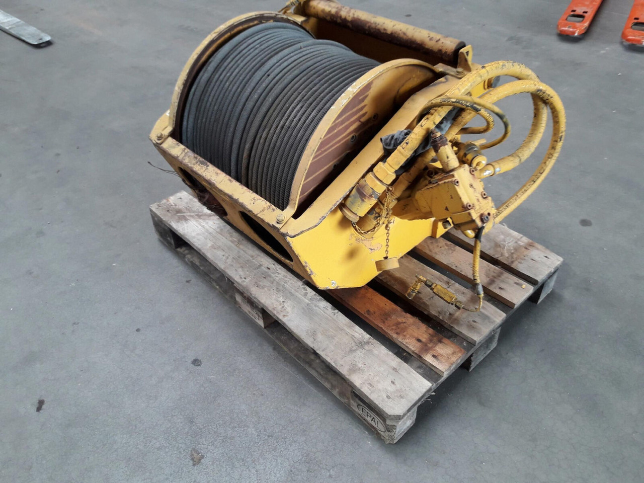 Liebherr LTM 1050-1 winch - Treuil pour Grue mobile: photos 5 Liebherr LTM 1050-1 winch - Treuil pour Grue mobile: photos 5