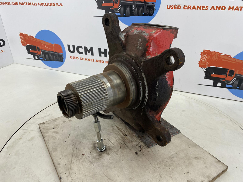 Liebherr LTM 1060 Steering knuckle axle 1 and 2 - Fusée d'essieu pour Grue: photos 1 Liebherr LTM 1060 Steering knuckle axle 1 and 2 - Fusée d'essieu pour Grue: photos 1