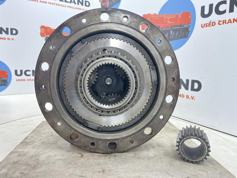 Liebherr LTM 1060 planetary gear 22-25-74-38-3pl-H135-46 - Suspension pour Grue: photos 5 Liebherr LTM 1060 planetary gear 22-25-74-38-3pl-H135-46 - Suspension pour Grue: photos 5