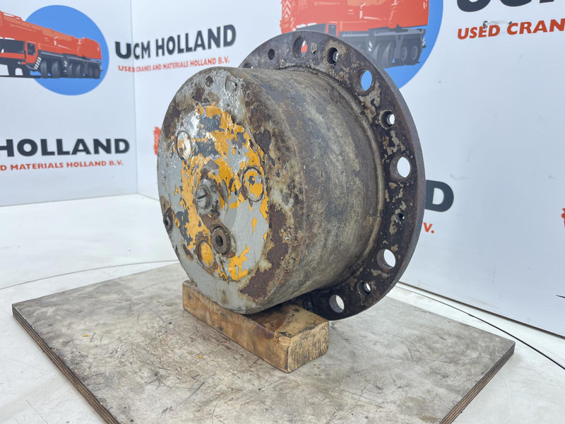 Liebherr LTM 1060 planetary gear 22-25-74-38-3pl-H135-46 - Suspension pour Grue: photos 2 Liebherr LTM 1060 planetary gear 22-25-74-38-3pl-H135-46 - Suspension pour Grue: photos 2