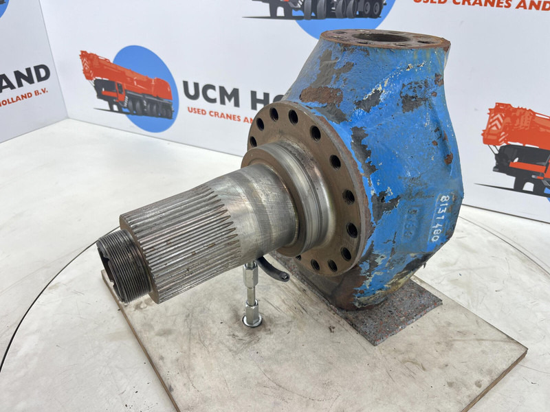Liebherr LTM 1070 Steering knuckle 16 holes axle 4 - Fusée d'essieu pour Grue: photos 1 Liebherr LTM 1070 Steering knuckle 16 holes axle 4 - Fusée d'essieu pour Grue: photos 1