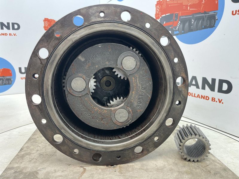 Liebherr LTM 1070 planetary gear 22-25-74-40-3pl-H135-46 - Suspension pour Grue: photos 4 Liebherr LTM 1070 planetary gear 22-25-74-40-3pl-H135-46 - Suspension pour Grue: photos 4