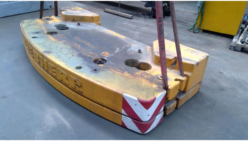 Liebherr LTM 1080-1 counterweight 5,8 ton - Contrepoids pour Engins de chantier: photos 1 Liebherr LTM 1080-1 counterweight 5,8 ton - Contrepoids pour Engins de chantier: photos 1