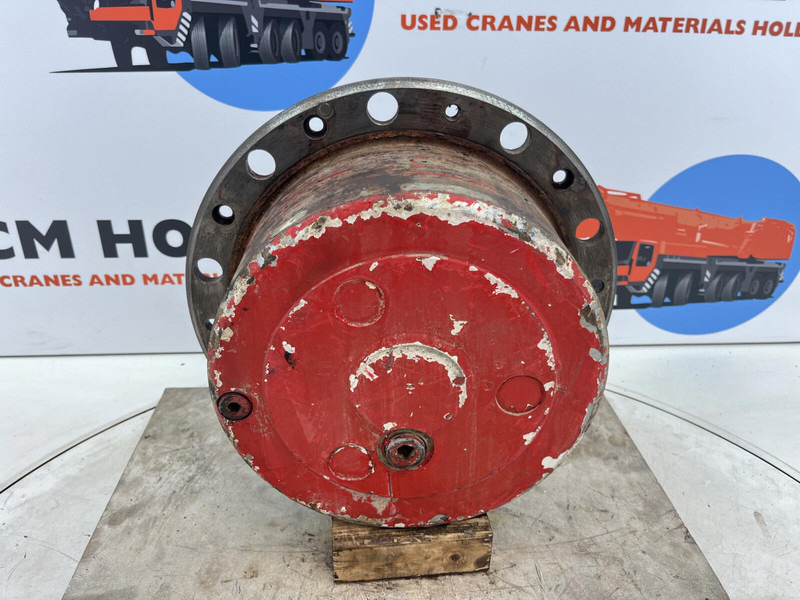 Liebherr LTM 1090 axle 5 planetary gear 22-25-74-40-3pl-H135-46 - Suspension pour Grue: photos 1 Liebherr LTM 1090 axle 5 planetary gear 22-25-74-40-3pl-H135-46 - Suspension pour Grue: photos 1