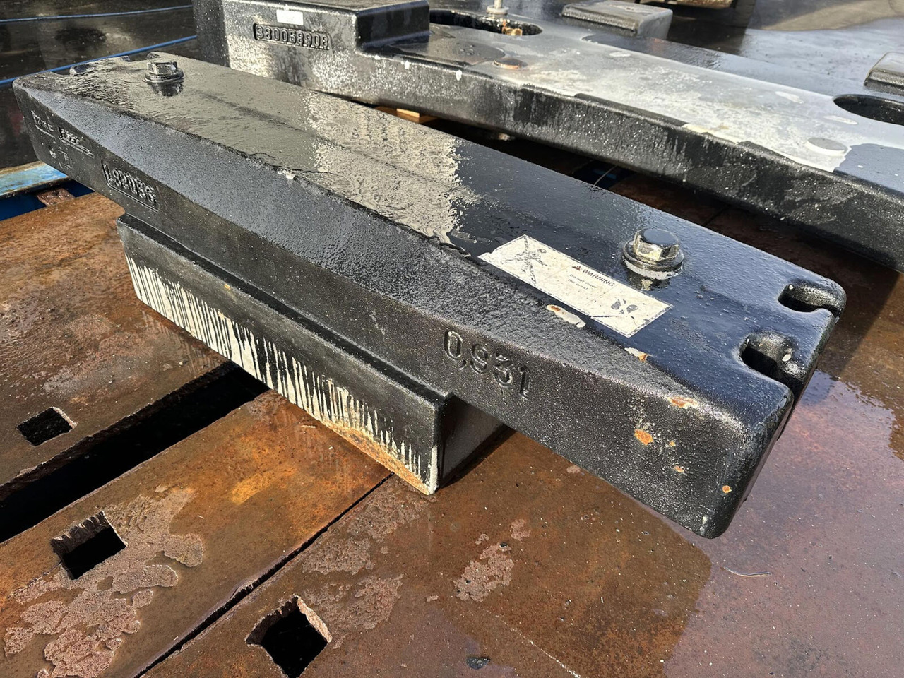 Liebherr LTM 1100-5.2 Counterweight 0,93 ton - Contrepoids pour Grue mobile: photos 3 Liebherr LTM 1100-5.2 Counterweight 0,93 ton - Contrepoids pour Grue mobile: photos 3