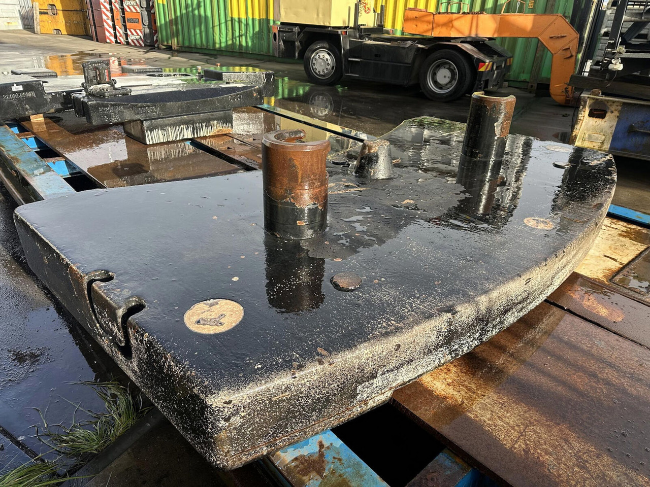 Liebherr LTM 1100-5.2 Counterweight 6,5 ton - Contrepoids pour Grue mobile: photos 2 Liebherr LTM 1100-5.2 Counterweight 6,5 ton - Contrepoids pour Grue mobile: photos 2