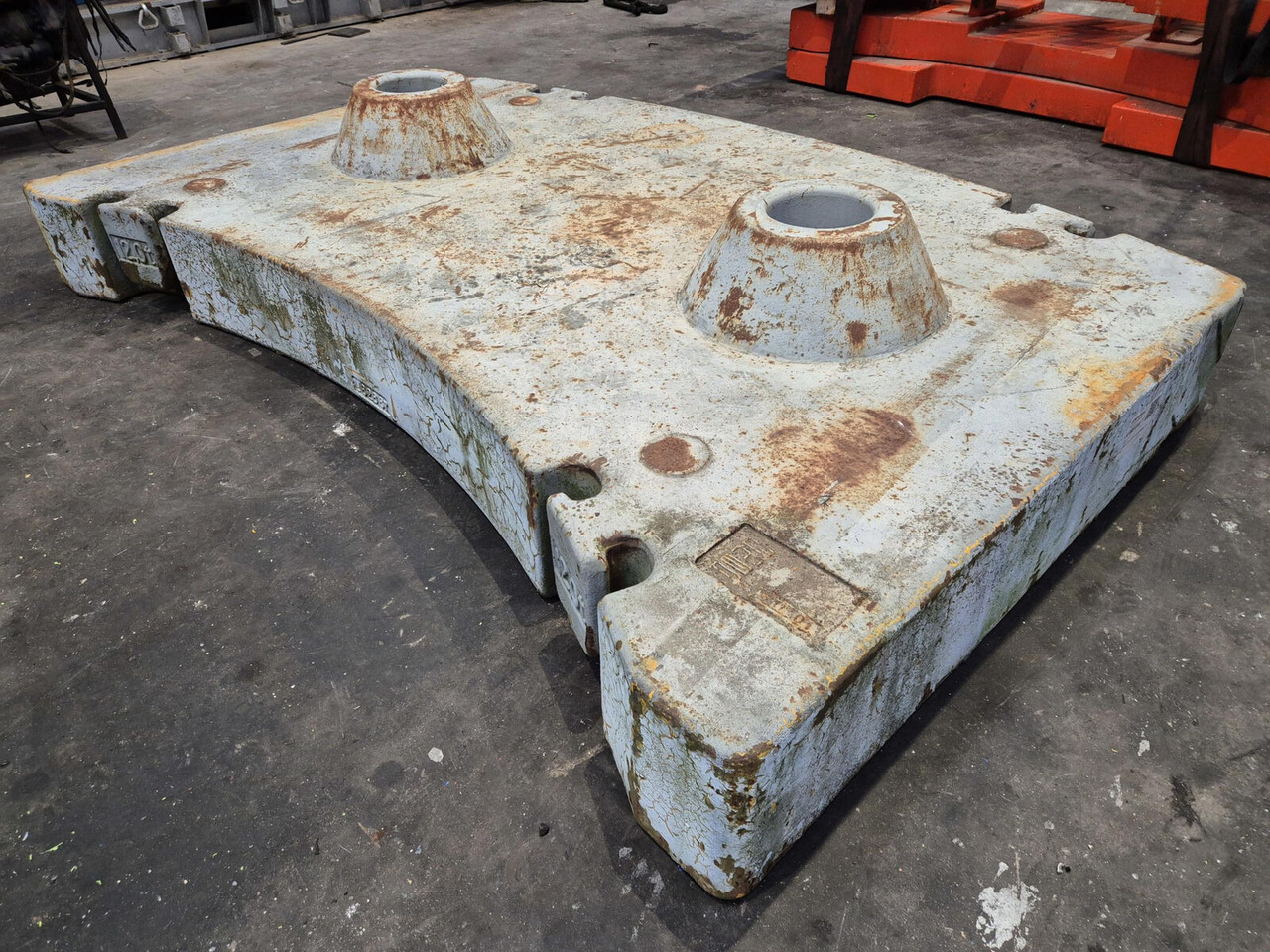 Liebherr LTM 1160-2 counterweight 12,0 ton - Contrepoids pour Grue mobile: photos 3 Liebherr LTM 1160-2 counterweight 12,0 ton - Contrepoids pour Grue mobile: photos 3