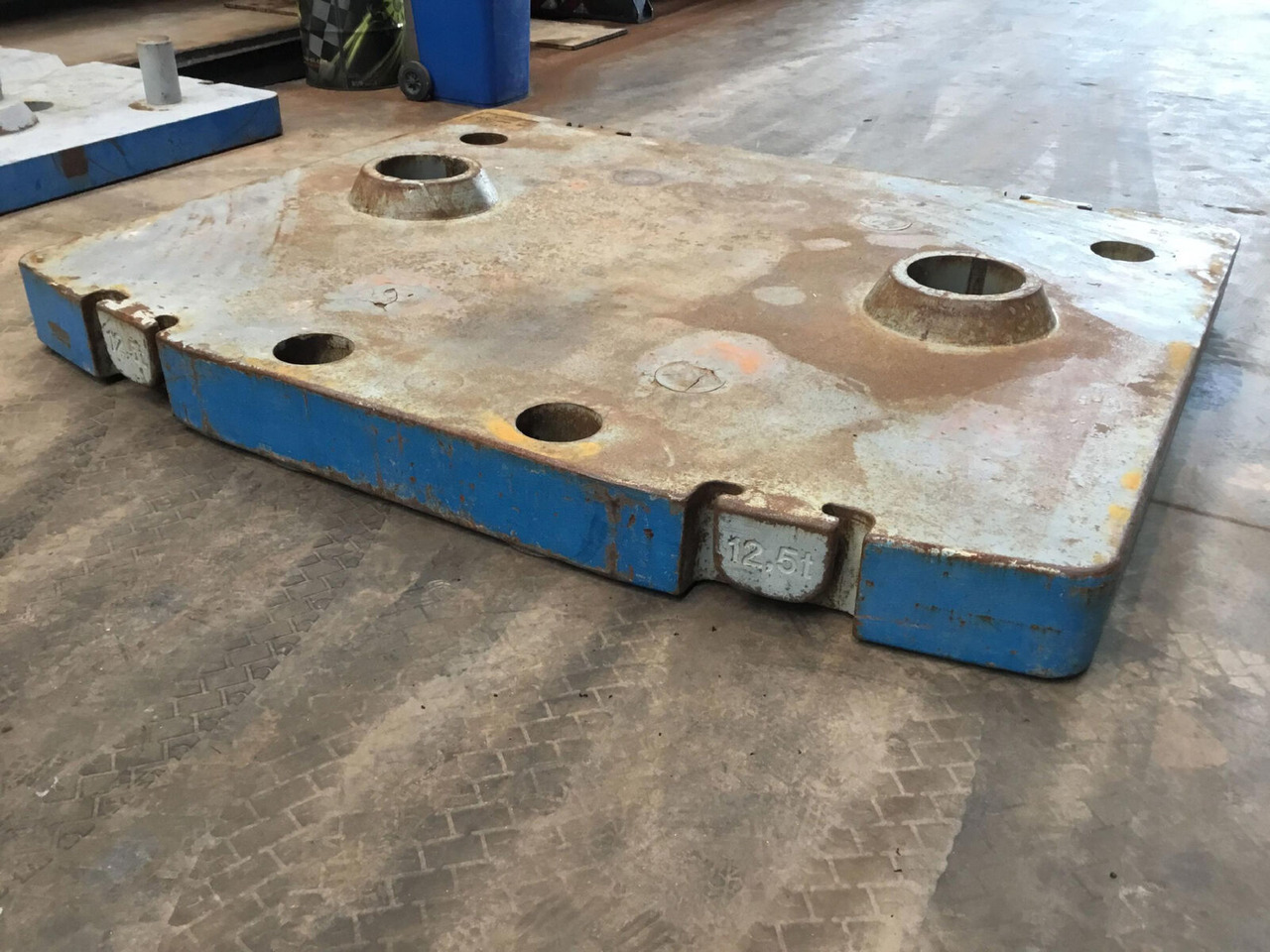 Liebherr LTM 1250-6.1 counterweight 12,0 ton - Contrepoids pour Grue mobile: photos 2 Liebherr LTM 1250-6.1 counterweight 12,0 ton - Contrepoids pour Grue mobile: photos 2