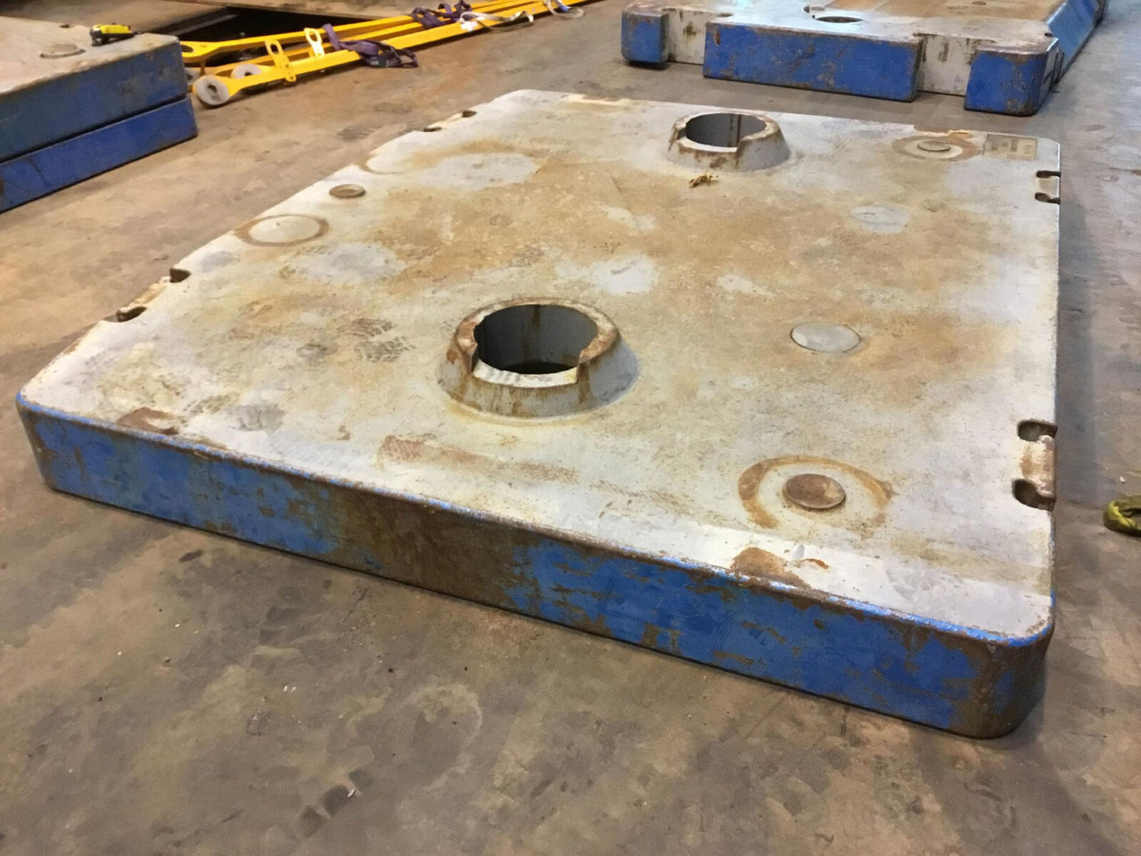 Liebherr LTM 1250-6.1 counterweight 12,5 ton - Contrepoids pour Grue mobile: photos 4 Liebherr LTM 1250-6.1 counterweight 12,5 ton - Contrepoids pour Grue mobile: photos 4