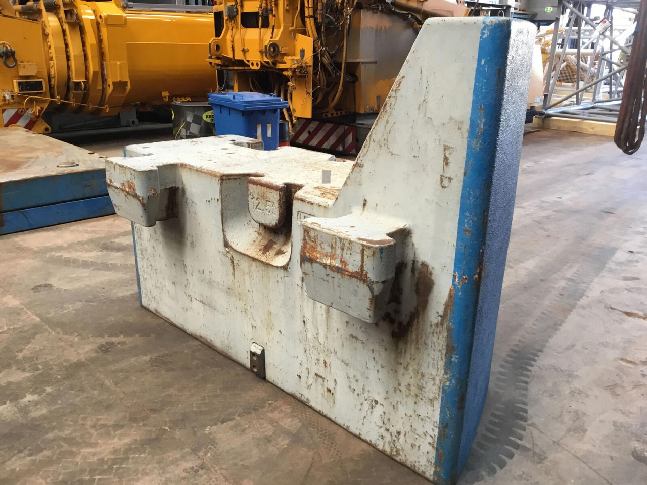 Liebherr LTM 1250-6.1 counterweight 12,5 ton - Contrepoids pour Grue mobile: photos 4 Liebherr LTM 1250-6.1 counterweight 12,5 ton - Contrepoids pour Grue mobile: photos 4