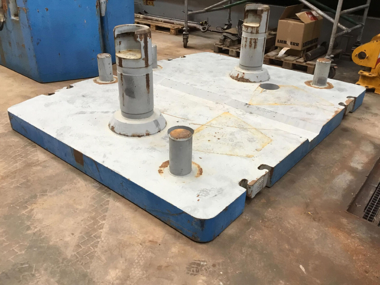 Liebherr LTM 1250-6.1 counterweight base 10,0 ton - Contrepoids pour Grue mobile: photos 2 Liebherr LTM 1250-6.1 counterweight base 10,0 ton - Contrepoids pour Grue mobile: photos 2