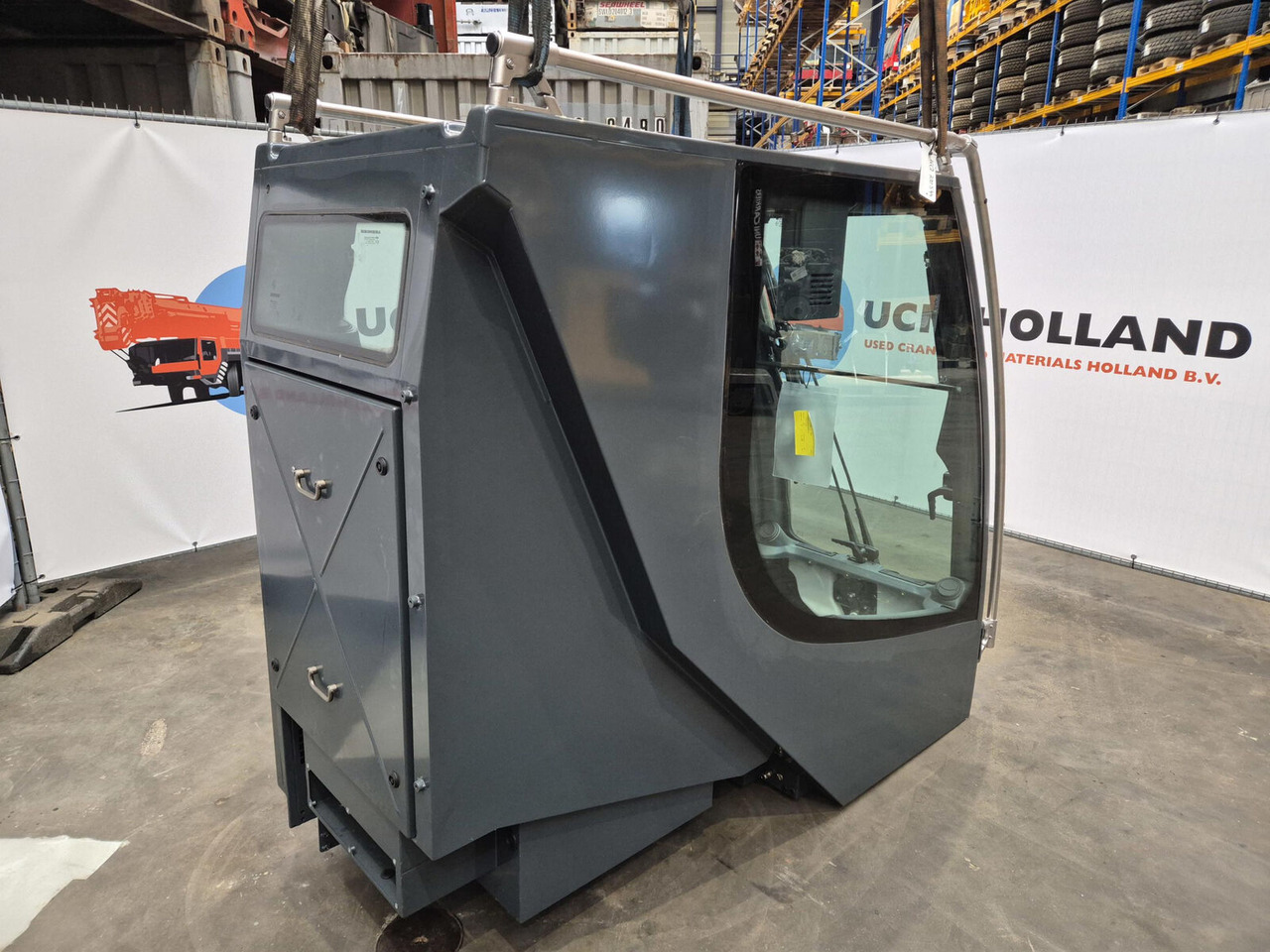 Liebherr LTM upper cab - Cabine pour Grue mobile: photos 4 Liebherr LTM upper cab - Cabine pour Grue mobile: photos 4