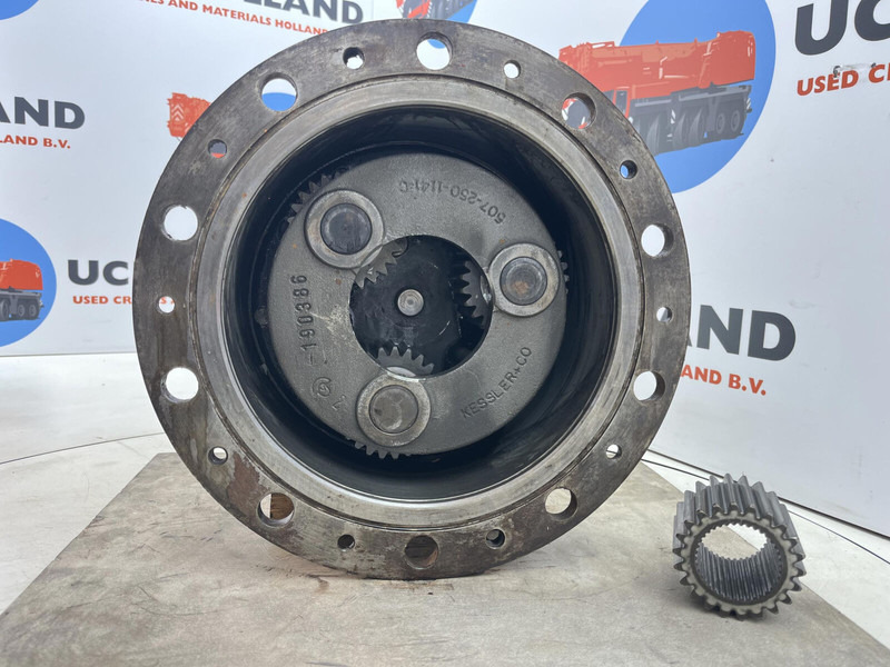 Liebherr Liebherr LTM 1060 planetary gear 22-25-74-38-3pl-H135-46 - Suspension pour Grue: photos 4 Liebherr Liebherr LTM 1060 planetary gear 22-25-74-38-3pl-H135-46 - Suspension pour Grue: photos 4