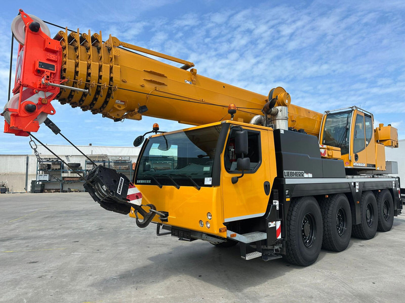 Liebherr Liebherr LTM 1070-4.2 - Grue tout-terrain: photos 1 Liebherr Liebherr LTM 1070-4.2 - Grue tout-terrain: photos 1