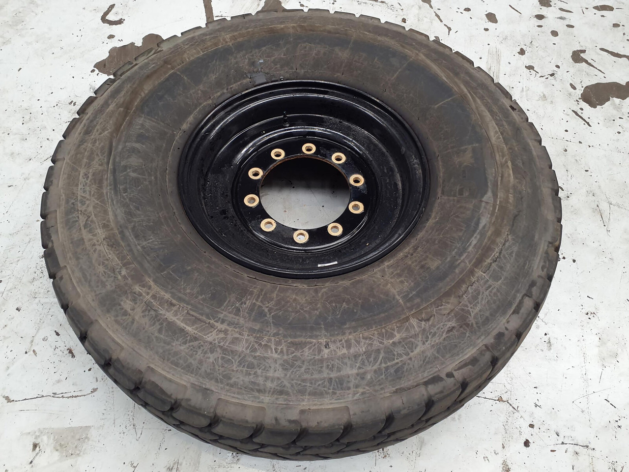Liebherr Wheel 445/95R25 10 12 1p - Roue complète: photos 2 Liebherr Wheel 445/95R25 10 12 1p - Roue complète: photos 2